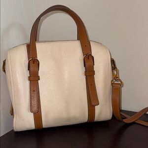 Fossil Cream and Brown Satchel with Vintage-Inspired Design
